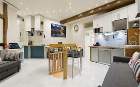 Louvre Luxury Apartment & Spa